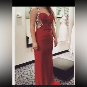 Red Clarisse prom dress